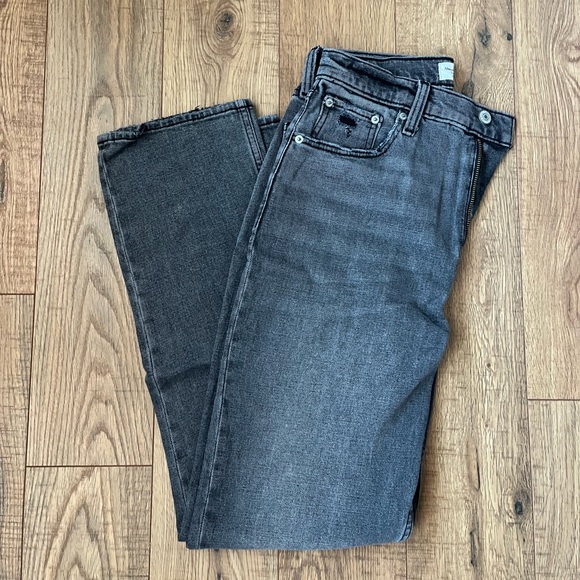 NWOT Abercrombie & Fitch Curve Love 90s Straight Ankle Jeans - Picture 3 of 4